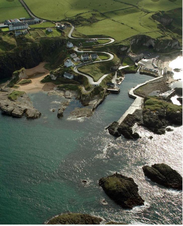 Cosy 3 Bedroom Apartment In Central Portrush With Sea Views 外观 照片